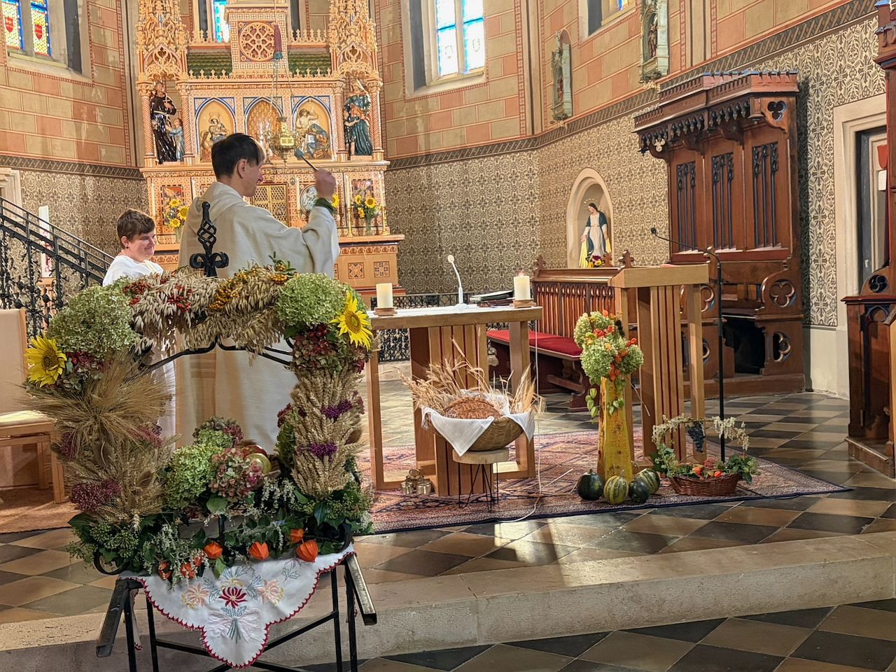 image016